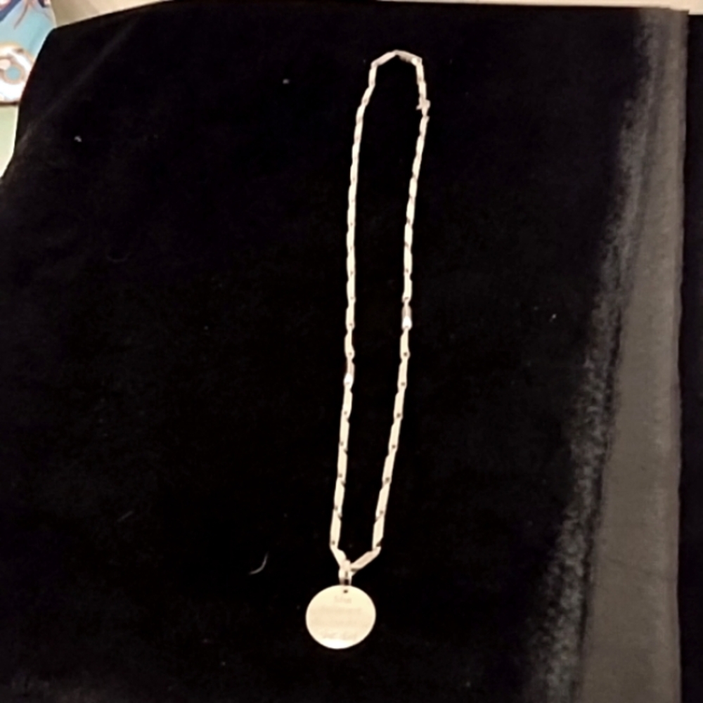 Ladies Silvertone Necklace